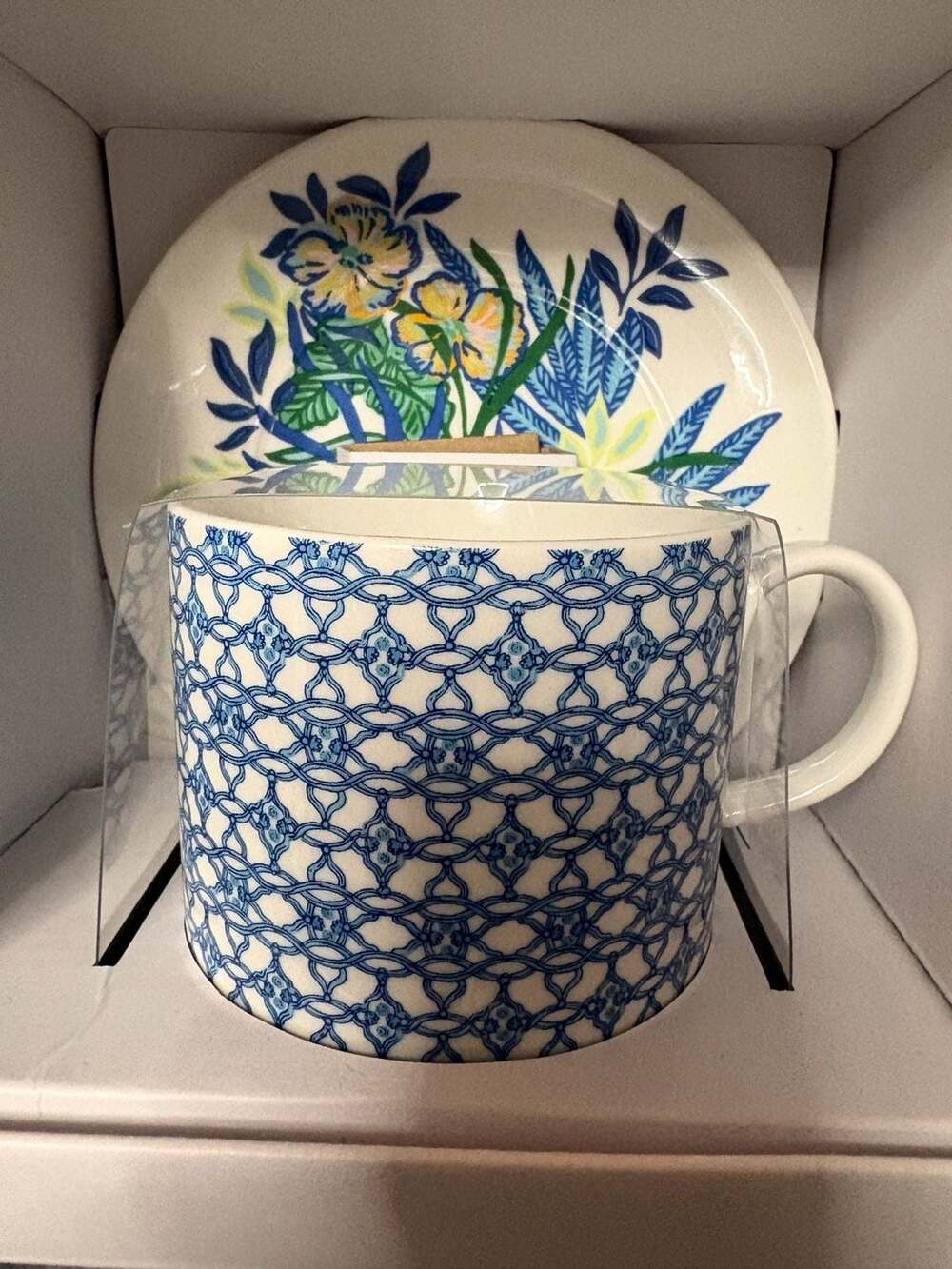 Lilly Pulitzer Tea Cup and Saucer Set - Picture 6 of 6